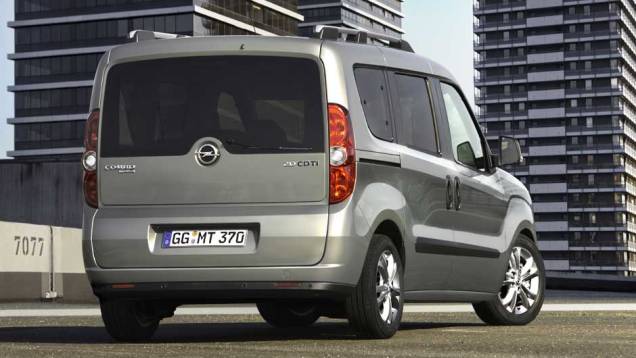 Todas as versões são equipadas com tecnologia start-stop Todas as versões são equipadas com tecnologia start-stop