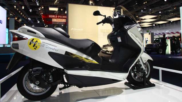 Suzuki Burgman Fuel Cell Scooter Suzuki Burgman Fuel Cell Scooter