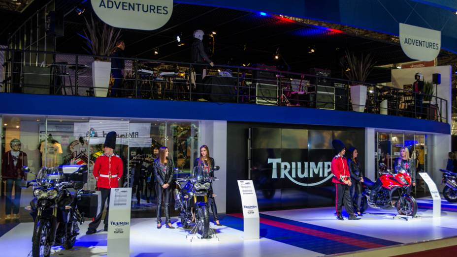 Estande da Triumph no Salão Duas Rodas 2013 | <a href="https://quatrorodas.abril.com.br/moto/noticias/triumph-revela-lancamentos-salao-duas-rodas-756393.shtml" rel="migration">Leia mais</a>