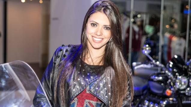 Garotas do Salão Duas Rodas | <a href="https://quatrorodas.abril.com.br/moto/galerias/garotas/garotas-salao-duas-rodas-parte-1-756458.shtml" rel="migration">Veja a primeira galeria das gatas do Salão Duas Rodas</a> Garotas do Salão Duas Rodas | <a href="https://quatrorodas.abril.com.br/moto/galerias/garotas/garotas-salao-duas-rodas-parte-1-756458.shtml" rel="migration">Veja a primeira galeria das gatas do Salão Duas Rodas</a>