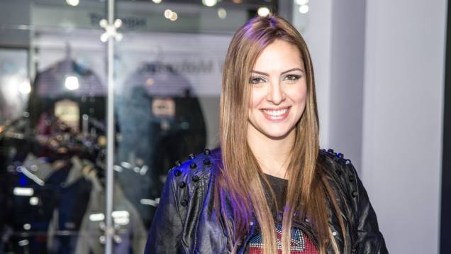 Garotas do Salão Duas Rodas | <a href="https://quatrorodas.abril.com.br/moto/galerias/garotas/garotas-salao-duas-rodas-parte-1-756458.shtml" rel="migration">Veja a primeira galeria das gatas do Salão Duas Rodas</a> Garotas do Salão Duas Rodas | <a href="https://quatrorodas.abril.com.br/moto/galerias/garotas/garotas-salao-duas-rodas-parte-1-756458.shtml" rel="migration">Veja a primeira galeria das gatas do Salão Duas Rodas</a>