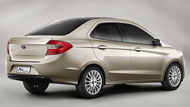 A traseira tem traços parecidos com os do Ka hatch, mas há quem note semelhanças com o Chevrolet Prisma | <a href="https://quatrorodas.abril.com.br/noticias/fabricantes/ford-divulga-imagens-oficiais-novo-ka-sedan-772215.shtml" rel="migration">Leia mais</a> A traseira tem traços parecidos com os do Ka hatch, mas há quem note semelhanças com o Chevrolet Prisma | <a href="https://quatrorodas.abril.com.br/noticias/fabricantes/ford-divulga-imagens-oficiais-novo-ka-sedan-772215.shtml" rel="migration">Leia mais</a>