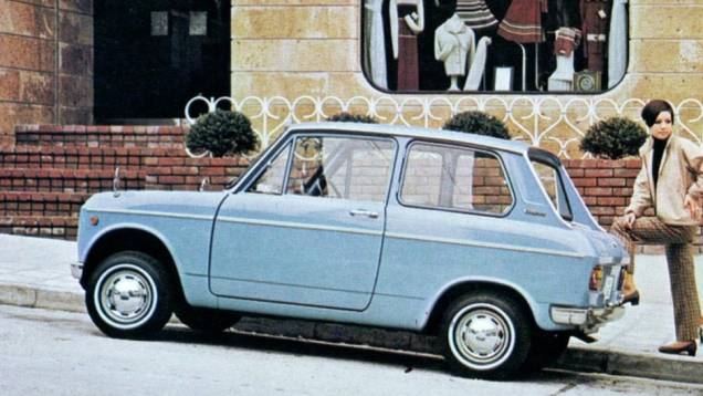 Daihatsu Fellow (1966-):Mini fastback com coluninhas traseiras à Dodge Charger R/T, surgiu em 1966 e deu lugar ao moderno Fellow Max em 1970, que mereceu até versão cupê. | <a href="https://quatrorodas.abril.com.br/galerias/especiais/galeria-kei-jidosh" rel="migration"></a> Daihatsu Fellow (1966-):Mini fastback com coluninhas traseiras à Dodge Charger R/T, surgiu em 1966 e deu lugar ao moderno Fellow Max em 1970, que mereceu até versão cupê. | <a href="https://quatrorodas.abril.com.br/galerias/especiais/galeria-kei-jidosh" rel="migration"></a>