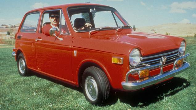 Honda N360 (1967-1972);Com as motos Honda conquistando o mundo vieram os carros com o mesmos motores. Neste caso foi o dois-cilindros da CB450 - com cilindrada reduzida! | <a href="https://quatrorodas.abril.com.br/galerias/especiais/galeria-kei-jidosha" rel="migration"></a> Honda N360 (1967-1972);Com as motos Honda conquistando o mundo vieram os carros com o mesmos motores. Neste caso foi o dois-cilindros da CB450 - com cilindrada reduzida! | <a href="https://quatrorodas.abril.com.br/galerias/especiais/galeria-kei-jidosha" rel="migration"></a>