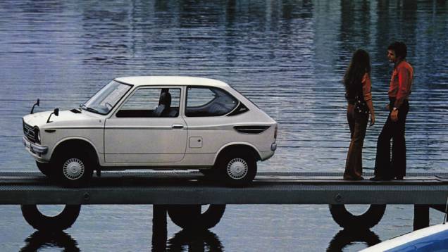 Suzuki Fronte 500 (1970-1973)Em 1970, o Fronte foi apelidado de Stingray, nome extra do Chevrolet Corvette. A semelhança entre ambos era muitíssimo menor que o Suzuki.| <a href="https://quatrorodas.abril.com.br/galerias/especiais/galeria-kei-jidosha-7" rel="migration"></a> Suzuki Fronte 500 (1970-1973)Em 1970, o Fronte foi apelidado de Stingray, nome extra do Chevrolet Corvette. A semelhança entre ambos era muitíssimo menor que o Suzuki.| <a href="https://quatrorodas.abril.com.br/galerias/especiais/galeria-kei-jidosha-7" rel="migration"></a>