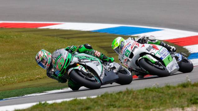 E, como sempre, o que não faltou foi briga por posições | <a href="https://quatrorodas.abril.com.br/moto/noticias/pela-oitava-vez-consecutiva-vitoria-marquez-motogp-787522.shtml" rel="migration">Leia mais</a> E, como sempre, o que não faltou foi briga por posições | <a href="https://quatrorodas.abril.com.br/moto/noticias/pela-oitava-vez-consecutiva-vitoria-marquez-motogp-787522.shtml" rel="migration">Leia mais</a>