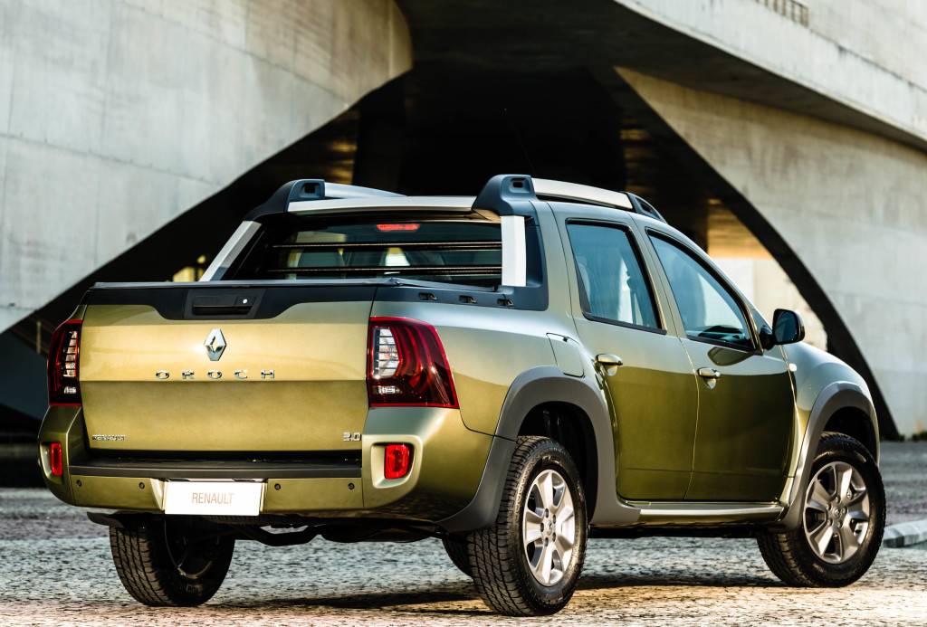 <strong>Renault Duster Oroch</strong> &ndash; A<a href="https://quatrorodas.abril.com.br/materia/renault-duster-oroch-dynamique-2-0-16v-913002/ " rel="a Oroch teve grande import&acirc;ncia em 2015" target="_blank">&nbsp;Oroch teve grande import&acirc;ncia em 2015</a>. Cria&ccedil;&atilde;o brasileira, a picape Duster criou um novo segmento intermedi&aacute;rio, que ser&aacute; ocupado tamb&eacute;m pela aguardada Fiat Toro.&nbsp;