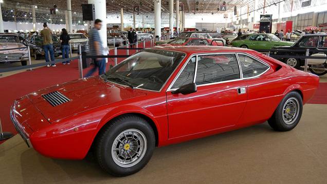 Ferrari Dino 308 GT4 Ferrari Dino 308 GT4