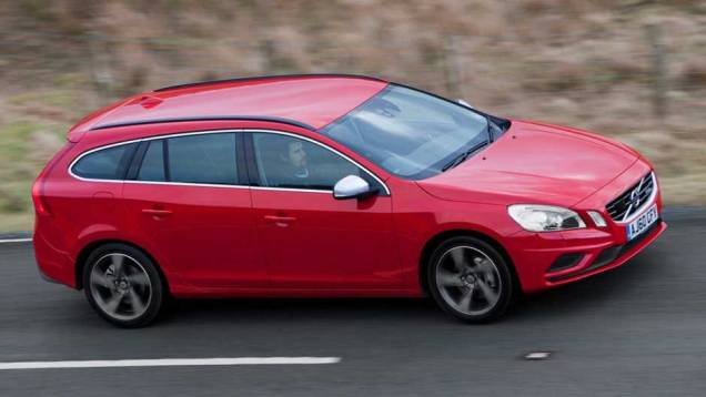 Volvo V60: a bela perua chama (mais) atenção na versão T6, com motor V6 e tração integral Volvo V60: a bela perua chama (mais) atenção na versão T6, com motor V6 e tração integral