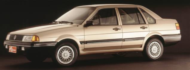 11) 1992 - O Eleito de Quatro Rodas foi a versão GLS quatro portas do Santana, que já era equipada com freios ABS - primazia entre os nacionais - e catalisador