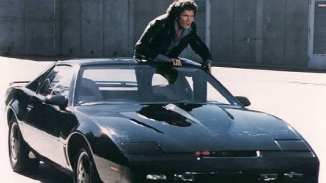 A Super Máquina (1982-1986) - Detetive salvo da morte ganha nova identidade e passa a combater o crime ao volante de um Pontiac Firebird Trans Am cheio de traquitanas, falante e com personalidade manhosa.