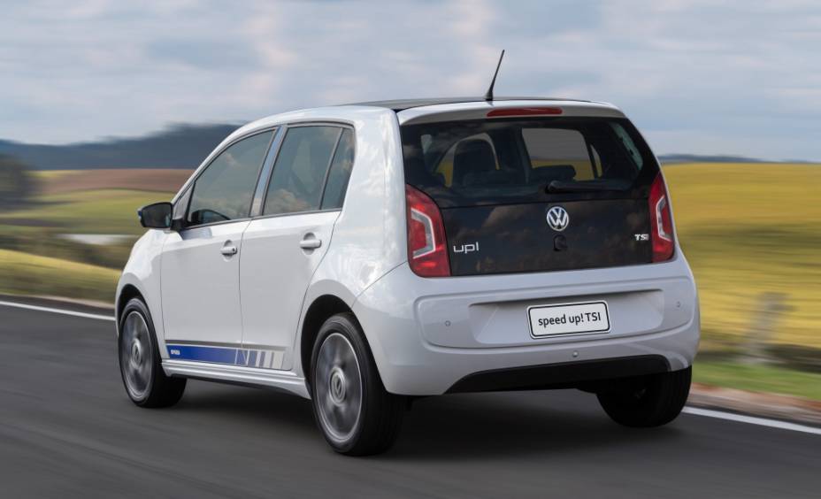 <strong>Volkswagen Up! TSI</strong> – O Up! não é novidade no Brasil, <a href="https://quatrorodas.abril.com.br/materia/volkswagen-up-tsi-890180" rel="mas um motor 1.0 turbo sim" target="_blank">mas um motor 1.0 turbo sim</a>. O compacto alavancou suas vendas com o inédito motor, que rende 105 cv e é diversão (e economia) garantida. 