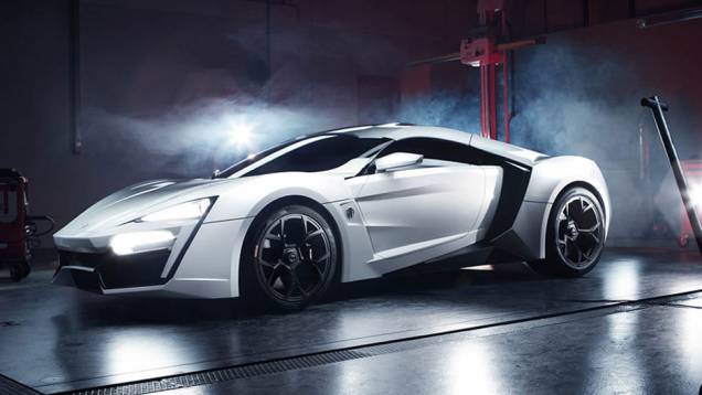 Velozes e Furiosos 7 traz uma nova leva de carrões às telas do cinema, como o desconhecido (e possante) Lykan HyperSport (acima); veja a seguir outras máquinas | <a href="https://quatrorodas.abril.com.br/galerias/especiais/gatas-velozes-furiosos-852096.shtm" rel="migration"></a>