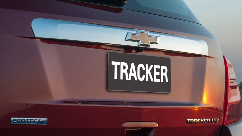 Inicialmente, ele ser&aacute; vendido somente na vers&atilde;o topo-de-linha LTZ - a LT vem depois | <a href="https://quatrorodas.abril.com.br/carros/lancamentos/novo-chevrolet-tracker-755811.shtml" rel="migration">Leia mais</a>