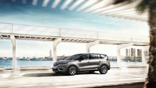 Carro terá motores diesel e a gasolina com sistema de reaproveitamento de energia | <a href="https://quatrorodas.abril.com.br/noticias/saloes/paris-2014/novo-espace-chega-cara-crossover-802372.shtml" rel="migration">Leia mais</a> Carro terá motores diesel e a gasolina com sistema de reaproveitamento de energia | <a href="https://quatrorodas.abril.com.br/noticias/saloes/paris-2014/novo-espace-chega-cara-crossover-802372.shtml" rel="migration">Leia mais</a>
