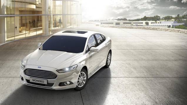 Os motores serão 1.0, 1.5, 1.6 e 2.0 | <a href="https://quatrorodas.abril.com.br/noticias/saloes/paris-2014/ford-mostra-mondeo-europeu-salao-paris-804106.shtml" rel="migration">Leia mais</a>