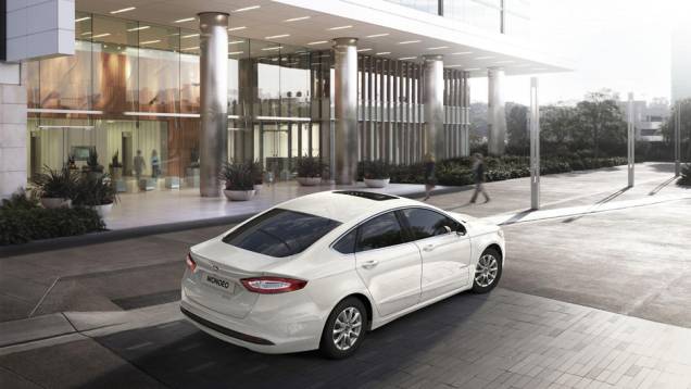 De carroceria, o carro terá opções hatch, sedã e perua | <a href="https://quatrorodas.abril.com.br/noticias/saloes/paris-2014/ford-mostra-mondeo-europeu-salao-paris-804106.shtml" rel="migration">Leia mais</a>