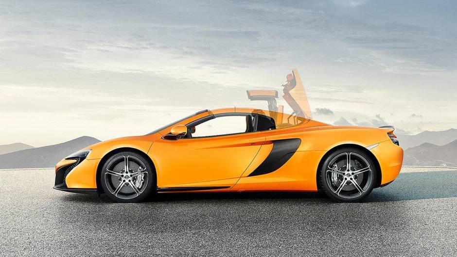 S&atilde;o necess&aacute;rios apenas 3 segundos para o carro ir de 0 a 100 km/h; a velocidade final &eacute; de 328 km/h | <a href="https://quatrorodas.abril.com.br/noticias/saloes/genebra-2014/mclaren-revela-650s-spider-775286.shtml" rel="migration">Leia mais</a>