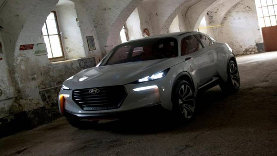 O Hyundai Intrado é o novo carro-conceito da Hyundai| <a href="https://quatrorodas.abril.com.br/noticias/saloes/genebra-2014/hyundai-apresenta-intrado-775294.shtml" rel="migration">Leia mais</a>