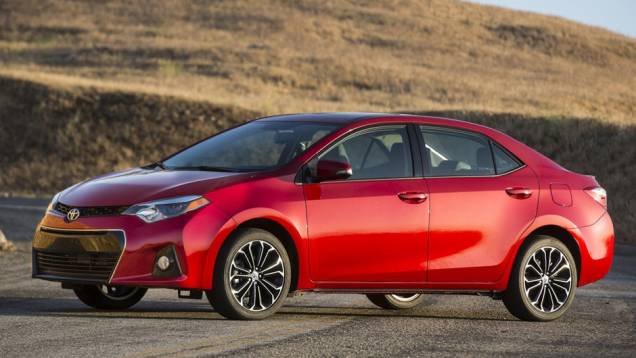 Se alguém achava difícil o Corolla ficar jovial, eis a resposta da Toyota... | <a href="https://quatrorodas.abril.com.br/noticias/fabricantes/toyota-mostra-novo-corolla-743409.shtml" rel="migration">Leia mais</a> | <a href="https://quatrorodas.abril.com.br/galerias/toyota/" rel="migration"></a>