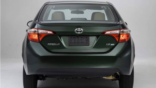Já por aqui os motores devem ser os mesmos utilizados na geração atual | <a href="https://quatrorodas.abril.com.br/noticias/fabricantes/toyota-mostra-novo-corolla-743409.shtml" rel="migration">Leia mais</a> | <a href="https://quatrorodas.abril.com.br/galerias/toyota/coroll" rel="migration"></a> Já por aqui os motores devem ser os mesmos utilizados na geração atual | <a href="https://quatrorodas.abril.com.br/noticias/fabricantes/toyota-mostra-novo-corolla-743409.shtml" rel="migration">Leia mais</a> | <a href="https://quatrorodas.abril.com.br/galerias/toyota/coroll" rel="migration"></a>