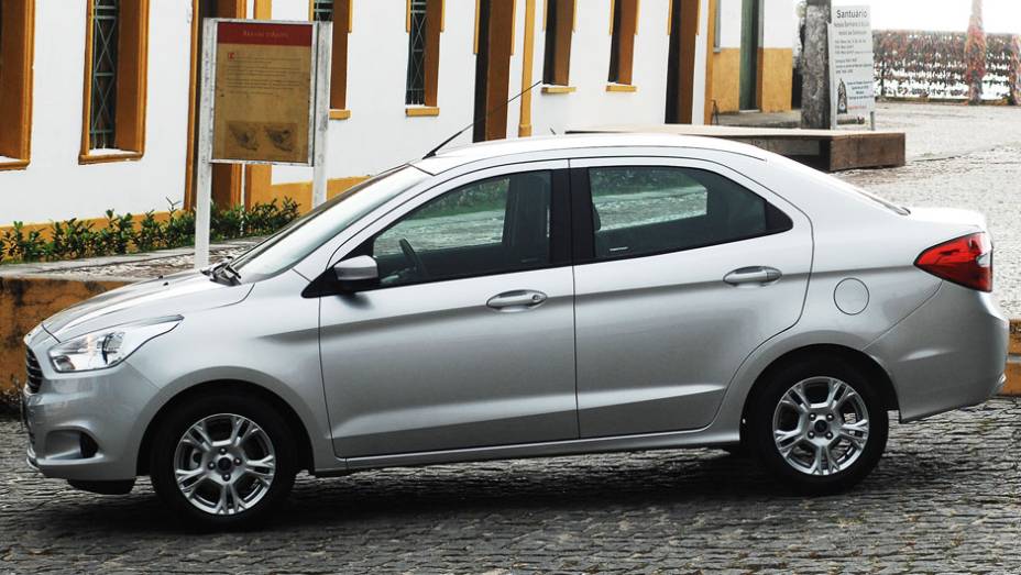 Ka+ com o motor Sigma 1.5 (até 110 cv com etanol) chega em setembro | <a href="https://quatrorodas.abril.com.br/carros/lancamentos/ford-ka-794793.shtml" rel="migration">Leia mais</a>