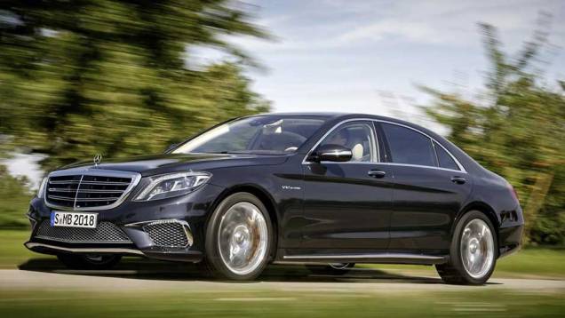 Mercedes-Benz lança nova geração do S65 AMG | <a href="https://quatrorodas.abril.com.br/carros/lancamentos//mercedes-benz-s65-amg-759711.shtml" rel="migration">Leia mais</a>