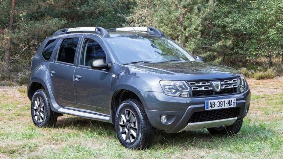 O visual do novo Duster já havia sido antecipado pela Renault (dona da Dacia) no conceito D-Cross, mostrado no Salão de São Paulo | <a href="https://quatrorodas.abril.com.br/saloes/frankfurt/2013/duster-753168.shtml" rel="migration">Leia mais</a>