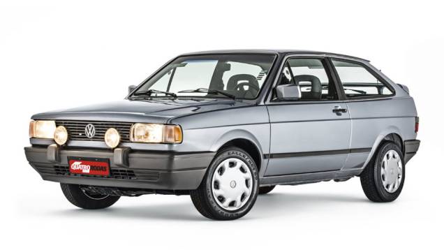 Pegada esportiva era a marca do Gol Copa | <a href="https://quatrorodas.abril.com.br/carros/classicos-brasileiros/volkswagen-gol-copa-790738.shtml" rel="migration">Leia mais</a>