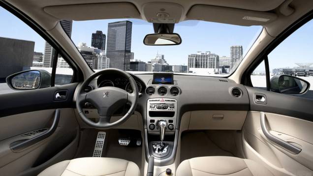 Importado da Argentina, novo sedã oferece estilo e itens de série para aposentar de vez o 307 Sedan Importado da Argentina, novo sedã oferece estilo e itens de série para aposentar de vez o 307 Sedan