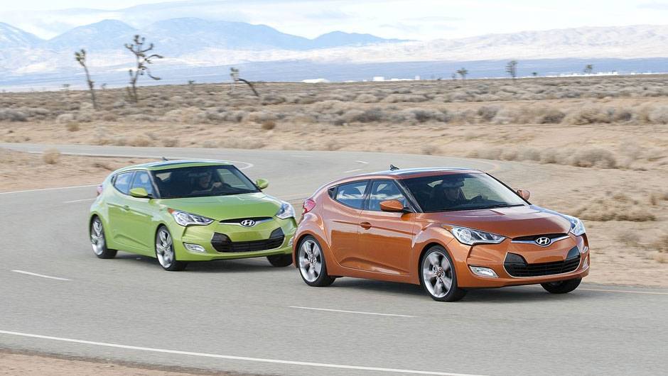 Hatch foi pensado para motoristas com esp&iacute;rito esportivo | <a href="https://quatrorodas.abril.com.br/carros/lancamentos/hyundai-veloster-641581.shtml" rel="migration">Leia mais</a>