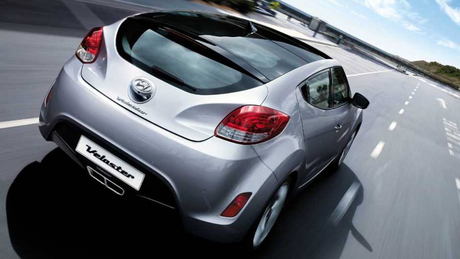 <a href="https://quatrorodas.abril.com.br/carros/lancamentos/hyundai-veloster-641581.shtml" rel="migration">Leia mais</a>