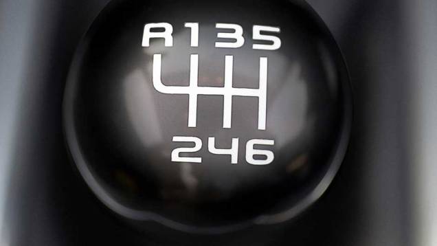 Ele foi inspirado no modelo de 1969 e conta com motor V8 5.0 de 444 cv. <a href="https://quatrorodas.abril.com.br/qr-tv/carros/ford-mustang-boss-302-2c9f94b431b3dda70131cf4f2ab7177f.shtml" rel="migration">Assista ao vídeo com o Mustang Boss 302</a> Ele foi inspirado no modelo de 1969 e conta com motor V8 5.0 de 444 cv. <a href="https://quatrorodas.abril.com.br/qr-tv/carros/ford-mustang-boss-302-2c9f94b431b3dda70131cf4f2ab7177f.shtml" rel="migration">Assista ao vídeo com o Mustang Boss 302</a>