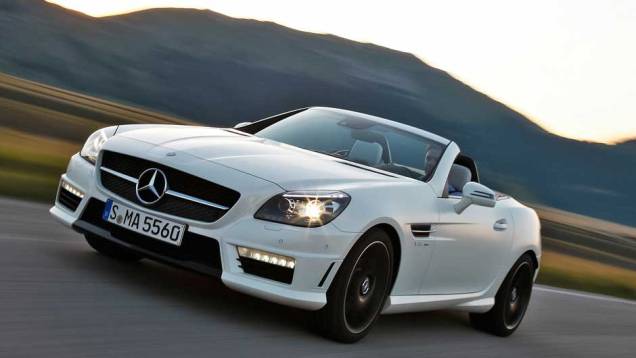 LEDs garantem maior luminosidade. <a href="https://quatrorodas.abril.com.br/noticias/mercedes-revela-versao-mais-potente-slk-55-amg-299394_p.shtml" rel="migration">Leia mais</a> LEDs garantem maior luminosidade. <a href="https://quatrorodas.abril.com.br/noticias/mercedes-revela-versao-mais-potente-slk-55-amg-299394_p.shtml" rel="migration">Leia mais</a>