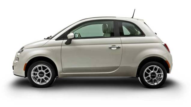 As linhas simpáticas do 500 continuam atuais. <a href="https://quatrorodas.abril.com.br/carros/lancamentos/fiat-500-637495.shtml" rel="migration">Leia mais</a>