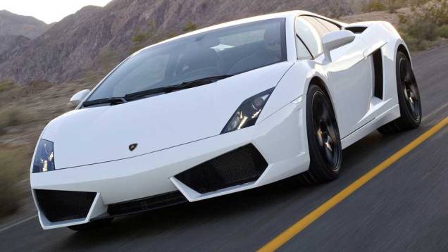 Gallardo LP 560-4 é um dos esportivos mais cobiçados da Lamborghini | <a href="https://quatrorodas.abril.com.br/noticias/lamborghini-ira-exibir-gallardo-lp-560-4-sao-paulo-299619_p.shtml" rel="migration">Leia mais</a>