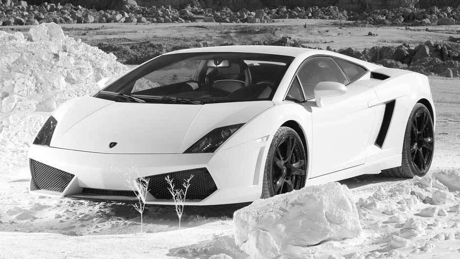 Velocidade m&aacute;xima do Gallardo LP 560-4 &eacute; de 325 km/h | <a href="https://quatrorodas.abril.com.br/noticias/lamborghini-ira-exibir-gallardo-lp-560-4-sao-paulo-299619_p.shtml" rel="migration">Leia mais</a>