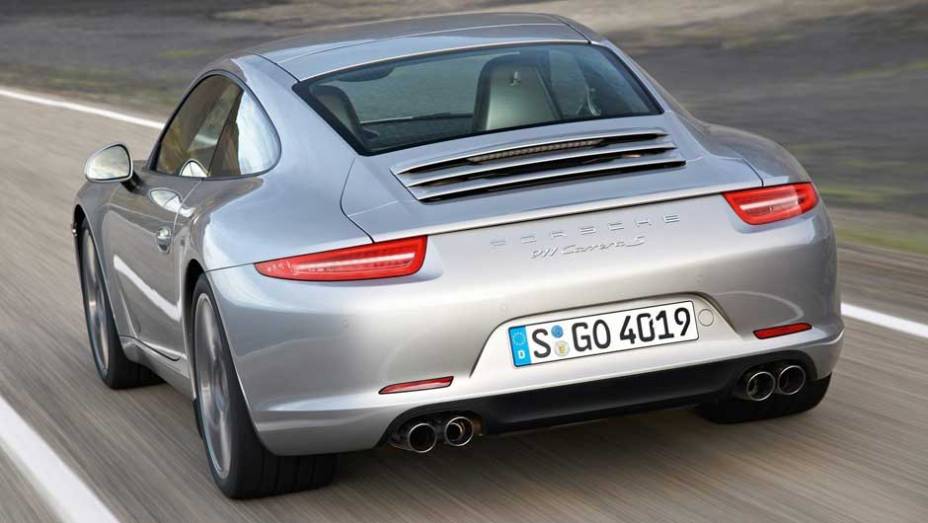 Apresentação ao público será no Salão de Frankfurt | <a href="https://quatrorodas.abril.com.br/carros/lancamentos/porsche-911-carrera-carrera-s-2012-637431.shtml" target="_blank" rel="migration">Leia mais</a>