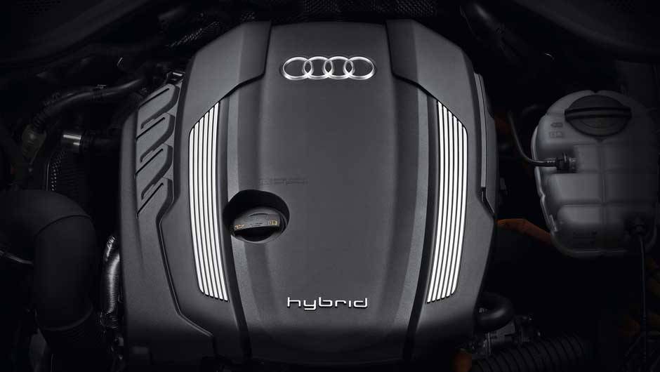 Modelo tem 241 cv de pot&ecirc;ncia no total | <a href="https://quatrorodas.abril.com.br/carros/lancamentos/audi-a8-hybrid-637518.shtml" rel="migration">Leia mais</a>