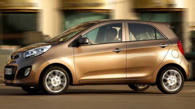 O ex-designer da Audi deixou o Picanto com cara de poucos amigos. <a href="https://quatrorodas.abril.com.br/carros/lancamentos/kia-picanto-637897.shtml" rel="migration">Leia mais</a> O ex-designer da Audi deixou o Picanto com cara de poucos amigos. <a href="https://quatrorodas.abril.com.br/carros/lancamentos/kia-picanto-637897.shtml" rel="migration">Leia mais</a>