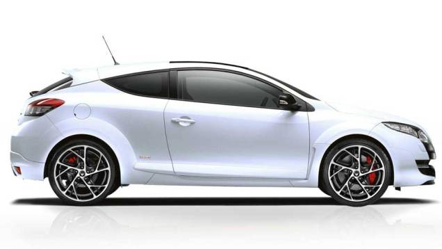 As rodas de 19 polegadas recebem freios Brembo com pinças em vermelho | <a href="https://quatrorodas.abril.com.br/noticias/renault-apresenta-megane-r-s-250-monaco-gp-300252_p.shtml" rel="migration">Leia mais</a> As rodas de 19 polegadas recebem freios Brembo com pinças em vermelho | <a href="https://quatrorodas.abril.com.br/noticias/renault-apresenta-megane-r-s-250-monaco-gp-300252_p.shtml" rel="migration">Leia mais</a>