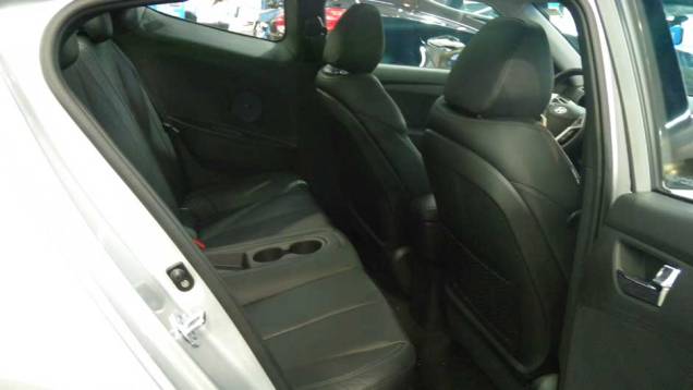 Hyundai Veloster | <a href="https://quatrorodas.abril.com.br/noticias/veloster-elantra-ja-estao-venda-concessionarias-hyundai-303518_p.shtml" rel="migration">Leia mais</a> Hyundai Veloster | <a href="https://quatrorodas.abril.com.br/noticias/veloster-elantra-ja-estao-venda-concessionarias-hyundai-303518_p.shtml" rel="migration">Leia mais</a>