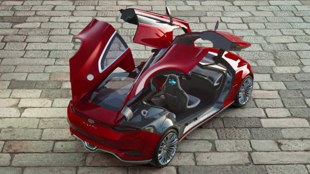 Recorte das portas se estende acima dos para-lamas | <a href="https://quatrorodas.abril.com.br/noticias/ford-mostra-cupe-esportivo-evos-300581_p.shtml" rel="migration">Leia mais</a> Recorte das portas se estende acima dos para-lamas | <a href="https://quatrorodas.abril.com.br/noticias/ford-mostra-cupe-esportivo-evos-300581_p.shtml" rel="migration">Leia mais</a>
