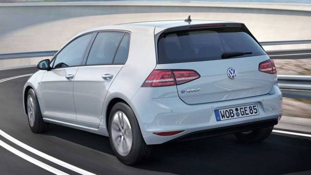 Segundo dados fornecidos pela VW, ele acelera de 0 a 100 km/h em 10,4 segundos | <a href="https://quatrorodas.abril.com.br/saloes/frankfurt/2013/volkswagen-e-golf-e-up-752904.shtml" rel="migration">Leia mais</a>