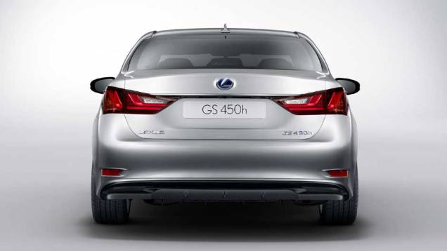 GS 450h está 18% mais econômico que seu modelo anterior GS 450h está 18% mais econômico que seu modelo anterior