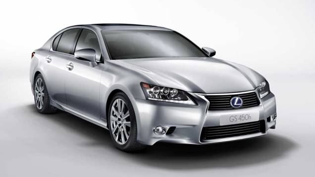 Torque máxima do modelo é de 35 mkgf Torque máxima do modelo é de 35 mkgf