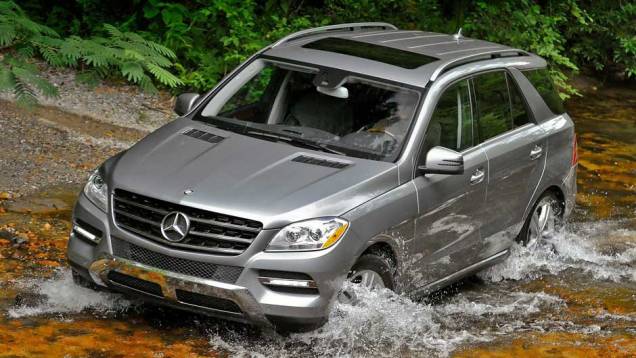 Mercedes-Benz Classe M | <a href="https://quatrorodas.abril.com.br/reportagens/salao/mecedes-benz-classe-m-640003.shtml" target="_blank" rel="migration">Leia mais</a>