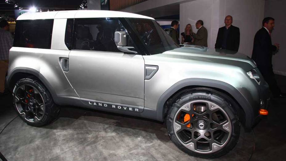 Land Rover DC100 | <a href="https://quatrorodas.abril.com.br/reportagens/salao/land-rover-defender-dc-100-sport-639931.shtml" target="_blank" rel="migration">Leia mais</a>