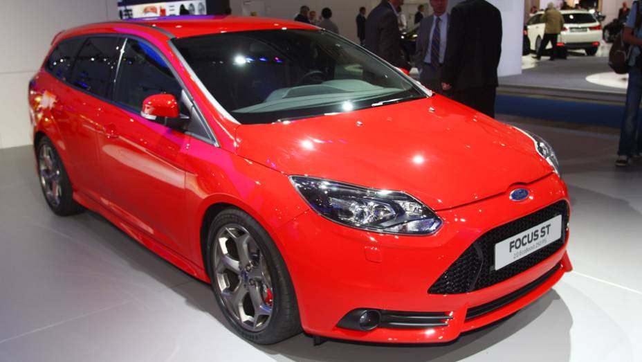 Ford Focus ST | <a href="https://quatrorodas.abril.com.br/reportagens/salao/ford-focus-st-639743.shtml" target="_blank" rel="migration">Leia mais</a>