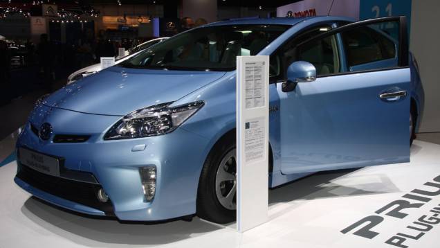 Toyota Prius Plug-In | <a href="https://quatrorodas.abril.com.br/reportagens/salao/toyota-prius-plug-in-640042.shtml" target="_blank" rel="migration">Leia mais</a>